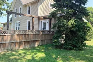 7065 Lakeshore Blvd, Mentor, OH 44060 - Photo 3
