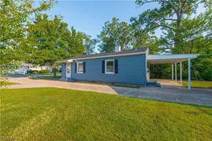 321 Overlook Rd, Vermilion, OH 44089 - Photo 5