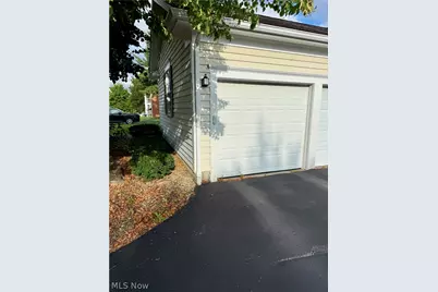 810 Kentwood Drive #2, Boardman, OH 44512 - Photo 3