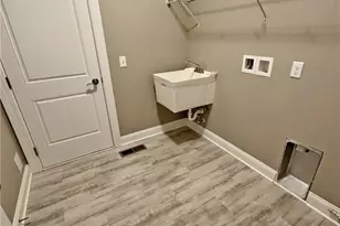32088 Tuscan Ln, Avon Lake, OH 44012 - Photo 23