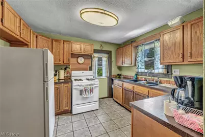 20 W Linwood Avenue, Akron, OH 44301 - Photo 9