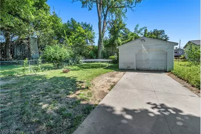 20 W Linwood Avenue, Akron, OH 44301 - Photo 11