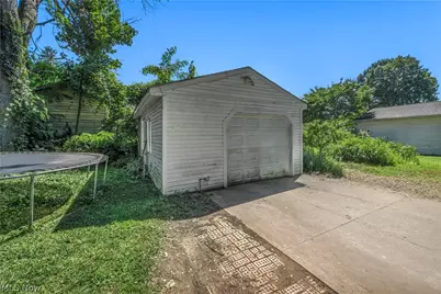 20 W Linwood Avenue, Akron, OH 44301 - Photo 3