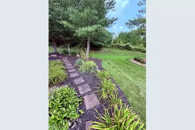 695 E Western Reserve Road #1504, Poland, OH 44514 - Photo 5