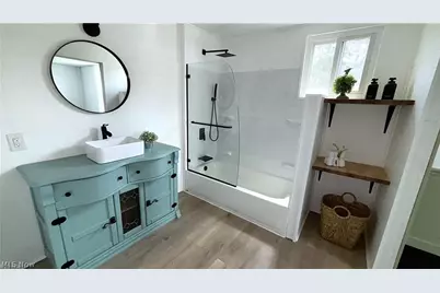 131 Mill Street, Burbank, OH 44214 - Photo 25