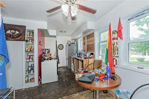 16725 Findlay St, Chagrin Falls, OH 44023 - Photo 5
