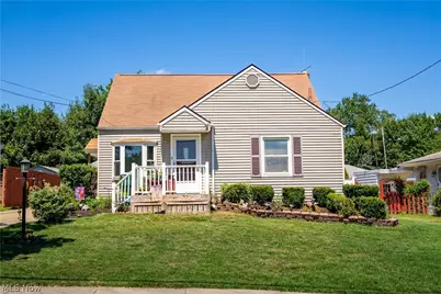 125 Clinton Avenue, Akron, OH 44301 - Photo 1