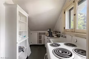223 Hawk Ave, Akron, OH 44312 - Photo 21