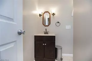 9338 Liberty Rd, Twinsburg, OH 44087 - Photo 35