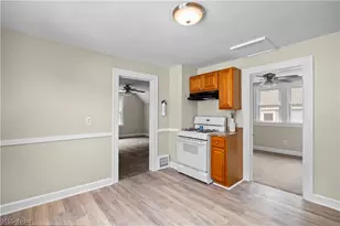 2054 Magee St, Oakwood, OH 44107 - Photo 3