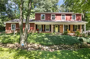 925 Sandin Rd, Akron, OH 44333 - Photo 1