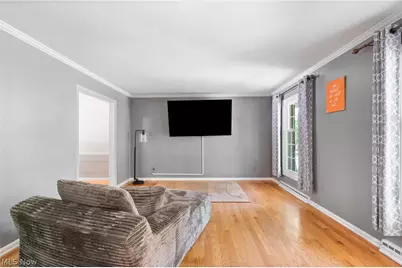 925 Sandin Road, Akron, OH 44333 - Photo 5