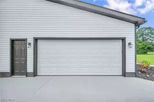 3759 Herr Fieldhouse Rd, Worthington, OH 44470 - Photo 27