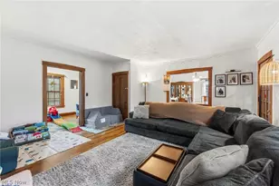 3172 Warrington Rd, Huber Heights, OH 44120 - Photo 3