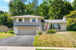 543 36th St NW, Canton, OH 44709 - Photo 1