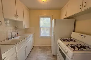 2042 13th Street SW, Cuyahoga Falls, OH 44223 - Photo 9