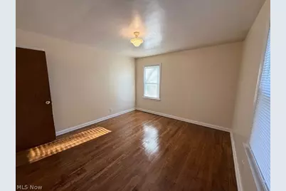 2042 13th Street SW #2, Cuyahoga Falls, OH 44223 - Photo 13