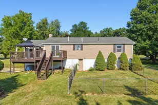 2190 Waterbury Dr, Uniontown, OH 44685 - Photo 47
