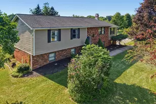 2190 Waterbury Dr, Uniontown, OH 44685 - Photo 1