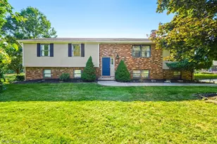 2190 Waterbury Dr, Uniontown, OH 44685 - Photo 1