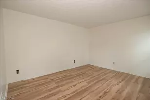 6526 Sugargrove Cir NE, Canton, OH 44721 - Photo 21