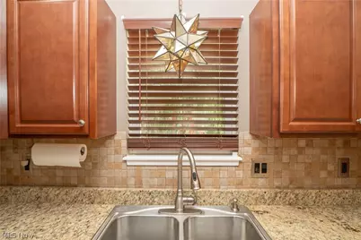 6526 Sugargrove Circle NE, Canton, OH 44721 - Photo 11