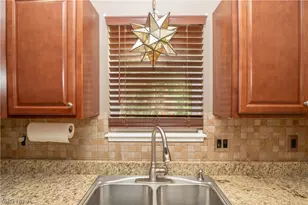 6526 Sugargrove Cir NE, Canton, OH 44721 - Photo 11