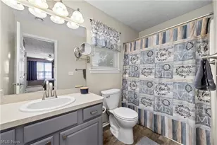 732 Oakdale Cir, Elyria, OH 44035 - Photo 29
