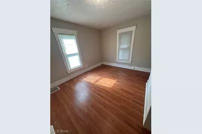 1061 Ackley Street, Akron, OH 44306 - Photo 11