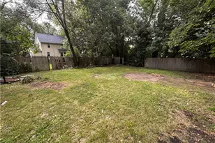 1061 Ackley St, Akron, OH 44306 - Photo 5