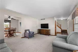 6903 Hidden Valley Dr, Amherst, OH 44001 - Photo 7