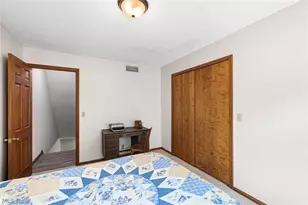 6903 Hidden Valley Dr, Amherst, OH 44001 - Photo 21