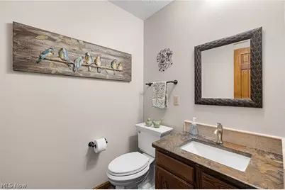 6903 Hidden Valley Drive, Amherst, OH 44001 - Photo 19