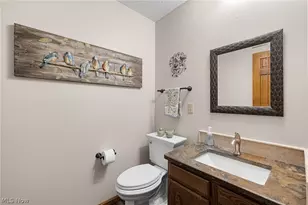 6903 Hidden Valley Dr, Amherst, OH 44001 - Photo 19