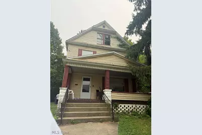 569 W Chalmers Avenue, Youngstown, OH 44511 - Photo 1