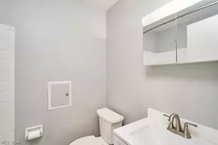 432 Mackinaw Ave, Fairlawn, OH 44333 - Photo 9