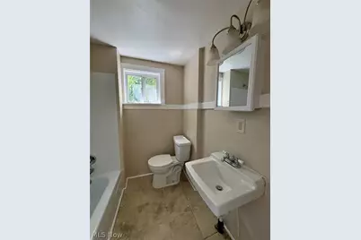 141 Fulton Street, Akron, OH 44305 - Photo 7
