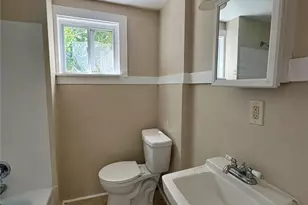 141 Fulton St, Akron, OH 44305 - Photo 7