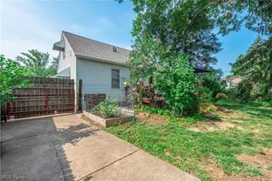 455 11th St, Elyria, OH 44035 - Photo 9