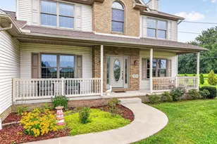 9276 Columbus Rd NE, Louisville, OH 44641 - Photo 5