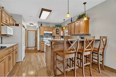 9276 Columbus Road NE, Louisville, OH 44641 - Photo 17