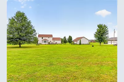 9276 Columbus Road NE, Louisville, OH 44641 - Photo 45