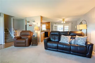 546 Fieldstone Dr, Amherst, OH 44001 - Photo 5