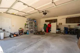 546 Fieldstone Dr, Amherst, OH 44001 - Photo 43
