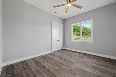 2048 Forest Drive, Eastlake, OH 44095 - Photo 35