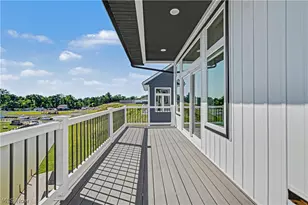 2048 Forest Dr, Eastlake, OH 44095 - Photo 45