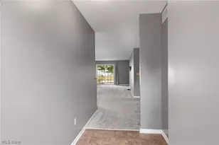 213 Westminster Way, Elyria, OH 44035 - Photo 5