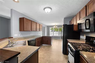 213 Westminster Way, Elyria, OH 44035 - Photo 9