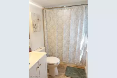 10421 Electric Boulevard, Northfield Village, OH 44067 - Photo 9