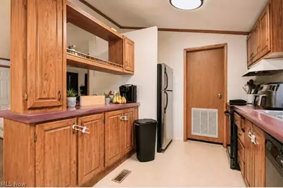 8 Eddy Road, Madison, OH 44057 - Photo 15